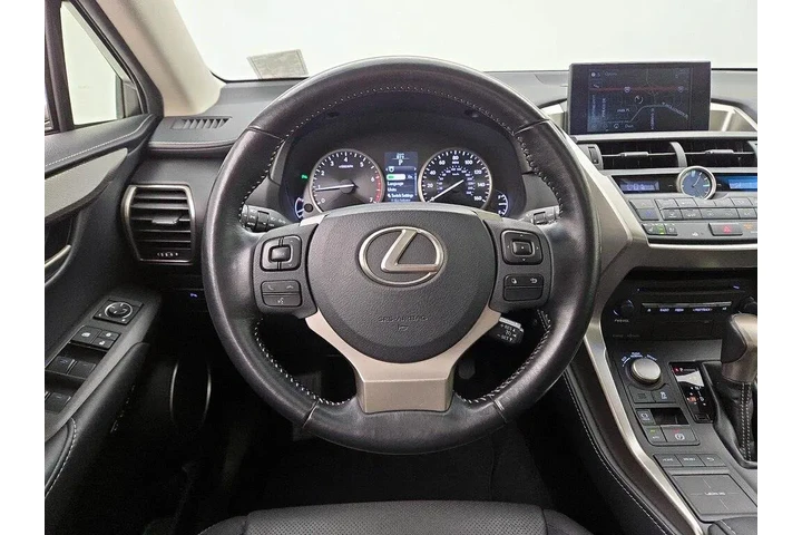 $22998 : Lexus NX 200t 2016 4dr Cross image 10