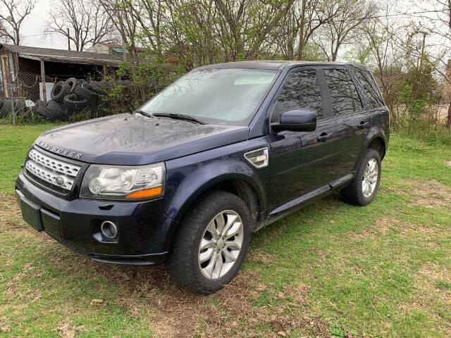 $12995 : 2015 Land Rover LR2 image 2