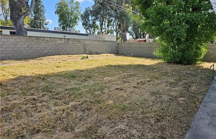 $1300 : HOUSE FOR RENT image 5