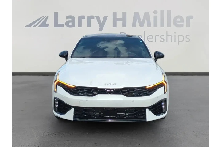 $29577 : Kia K5 2025 GT-Line 4dr Seda image 8