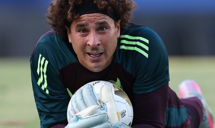 Guillermo Ochoa puede jugar su sexto Mundial