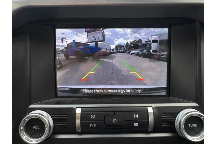 2022 Mustang GT Premium Coupe image 9