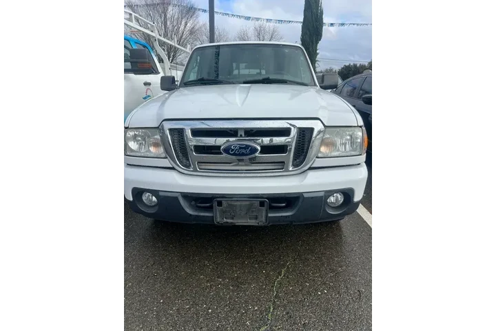 $15988 : Ford Ranger 2011 4x4 XLT 4dr image 4