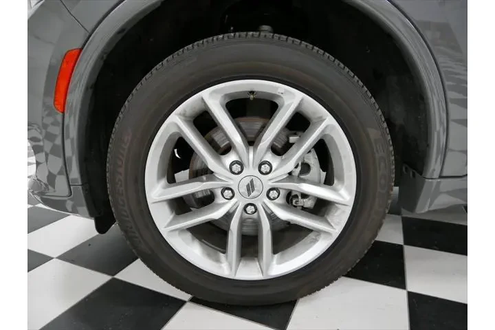 $32999 : Dodge Durango 2024 AWD GT 4d image 9