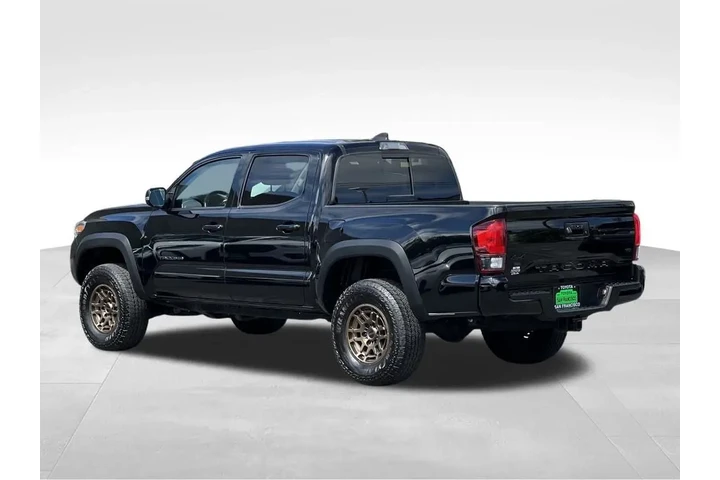 $43988 : Gold Certified2023 Tacoma Tra image 3
