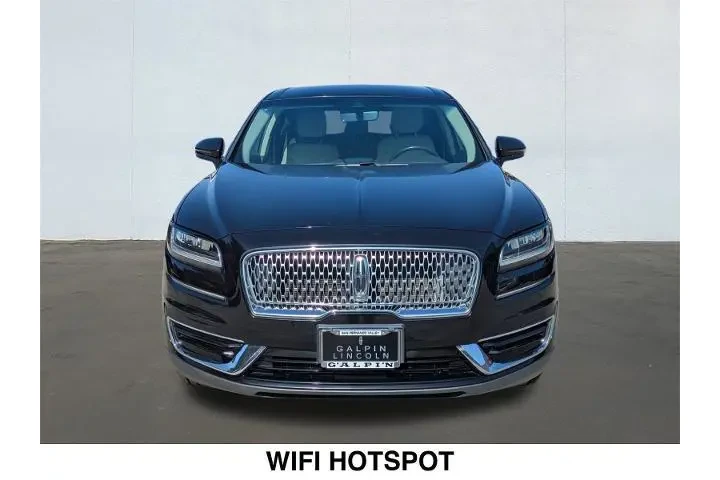 $23575 : Lincoln Nautilus 2020 4dr St image 8