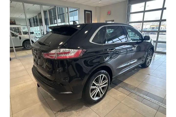 $30983 : Ford Edge 2022 AWD Titanium image 3