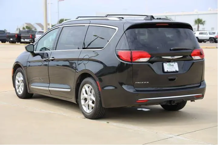 $16545 : Chrysler Pacifica 2019 Touri image 6