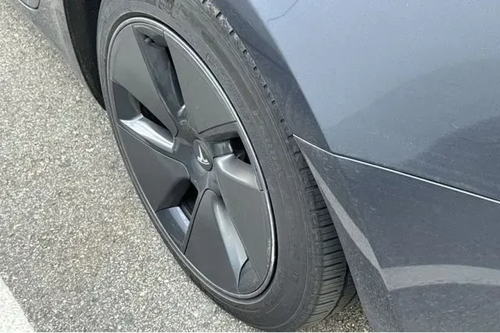$25991 : Tesla Model 3 2023 4dr Sedan image 4