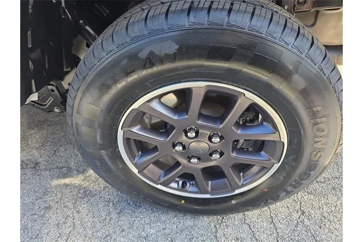 $26990 : Jeep Gladiator 2023 4x4 Over image 6