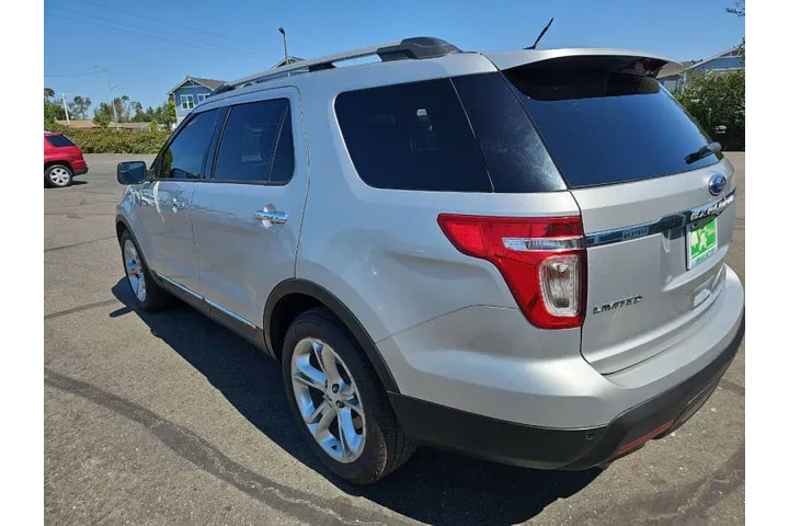 $13395 : 2015 Explorer Limited image 7