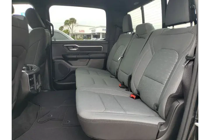 $39993 : Ram 1500 2025 4x4 Big Horn 4 image 10