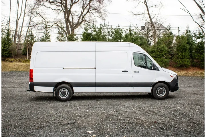 $20995 : Mercedes-Benz Sprinter 2021 image 9
