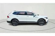 $25555 : Volkswagen Tiguan 2024 AWD W thumbnail
