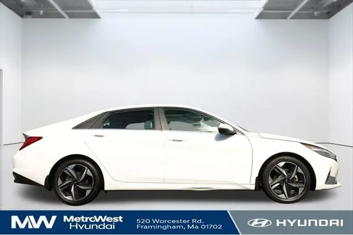 $18798 : Hyundai ELANTRA 2021 Limited image 4