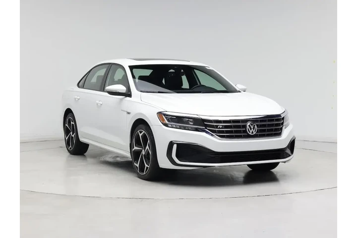 $23998 : Volkswagen Passat 2022 R-Lin image 1