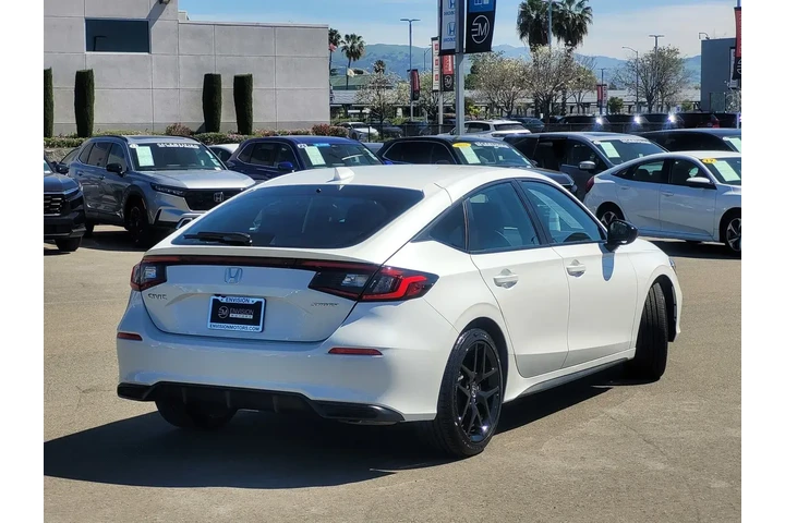 $27588 : Honda Civic 2025 Sport 4dr H image 5
