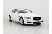 Jaguar XE 2017 25t Premium 4