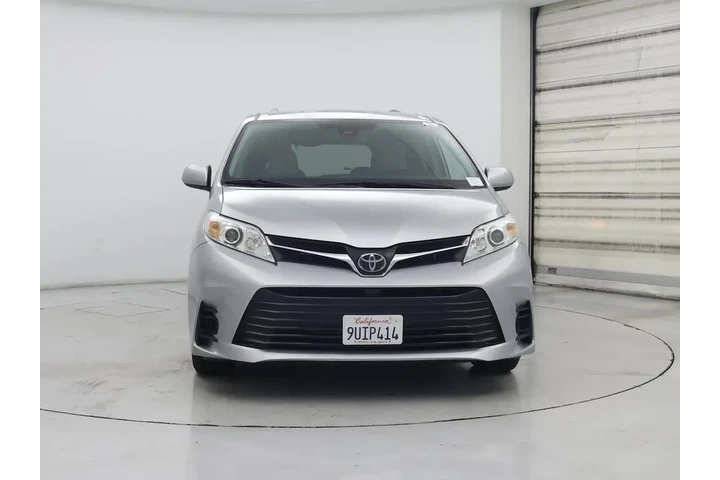 $33998 : Toyota Sienna 2020 LE 7-Pass image 5