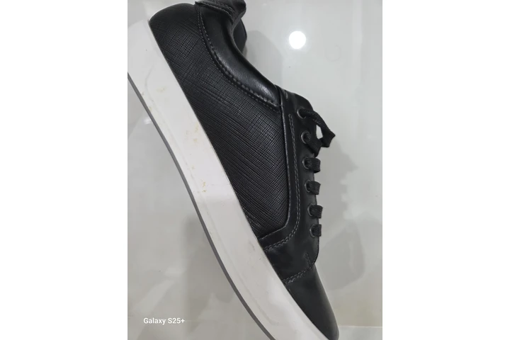 $50 : Zapatos de hombre negros image 3