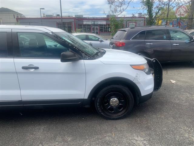 $10999 : Used 2015 Utility Police Inte image 3