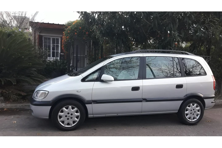 $8000000 : CHEVROLET ZAFIRA 2.0  2004 image 1
