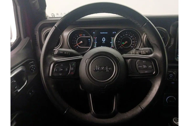 $30998 : Jeep Wrangler Unlimited 2021 image 10