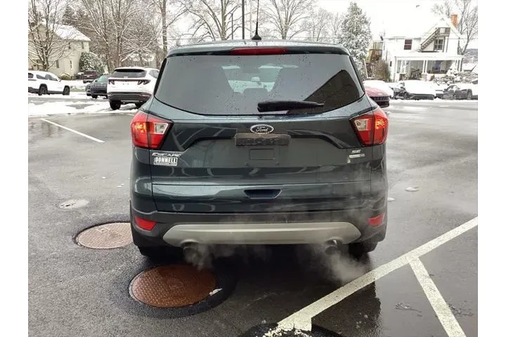 $16844 : Ford Escape 2019 AWD SE 4dr image 6