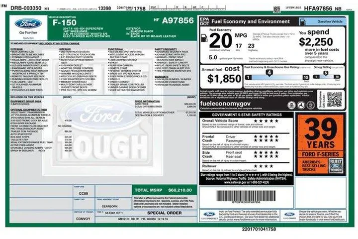 $30869 : Ford F-150 2017 4x4 Lariat 4 image 2