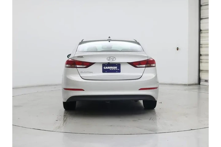 $13998 : Hyundai ELANTRA 2018 Value E image 9