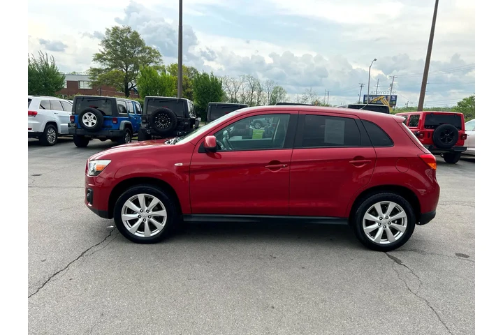 $8900 : 2015 Outlander Sport AWD 4dr image 4