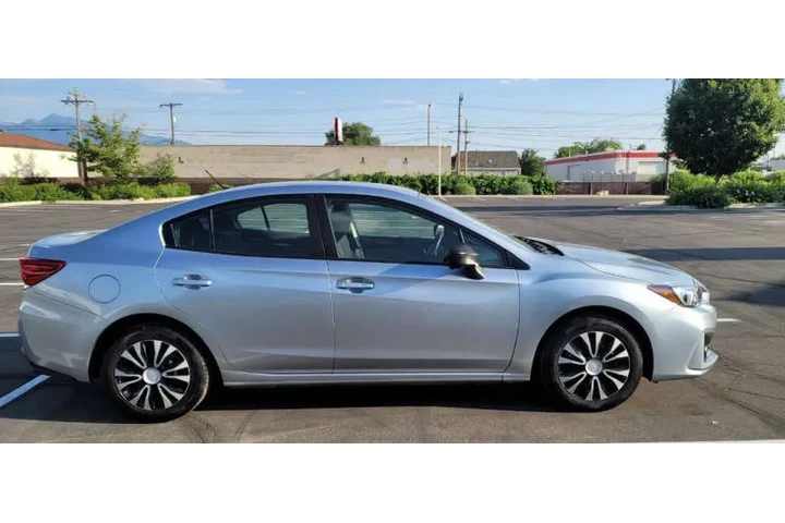 $14900 : 2019 Impreza 2.0i image 10