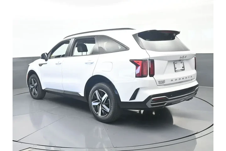 $23991 : Kia Sorento 2022 EX 4dr SUV image 4
