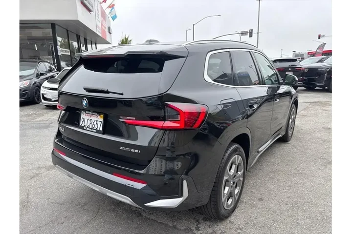$29888 : BMW X1 2024 AWD xDrive28i 4d image 7