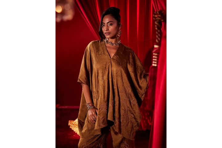 $102 : Co-ord Sets & Party Wear Tops image 1