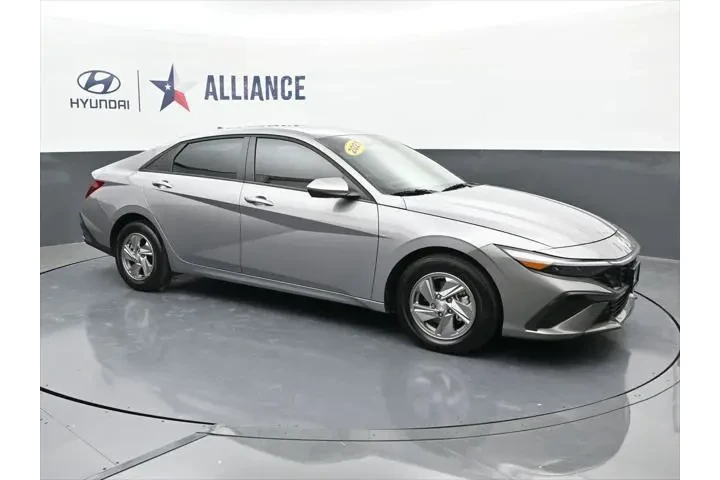 $18988 : Hyundai ELANTRA 2025 SE 4dr image 10