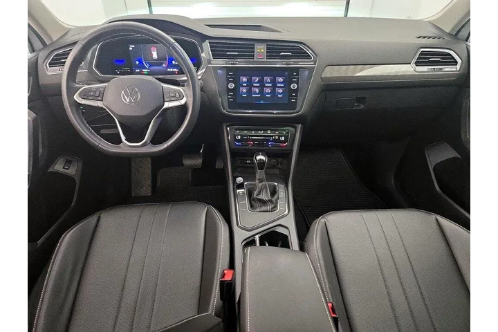 $20998 : Volkswagen Tiguan 2022 SE 4d image 9