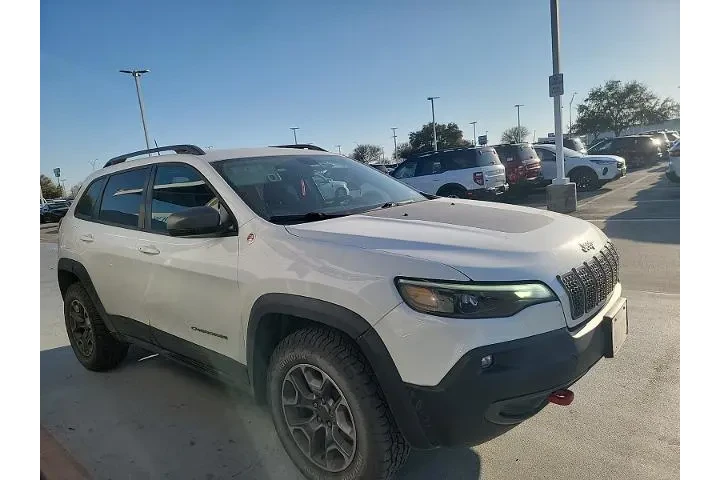 $19998 : Jeep Cherokee 2020 4x4 Trail image 4