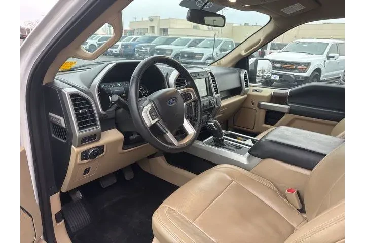 $27000 : Ford F-150 2017 4x4 Lariat 4 image 7