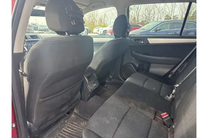 $11872 : Subaru Outback 2018 AWD 2.5i image 8