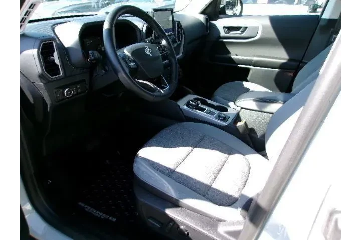 $27996 : Ford Bronco Sport 2023 AWD B image 10