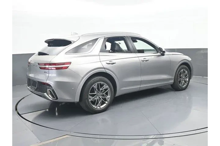 $31991 : Genesis GV70 2022 AWD 2.5T S image 6