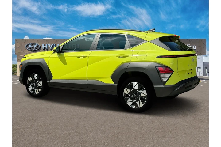 $23499 : Hyundai KONA 2025 AWD SEL 4d image 4