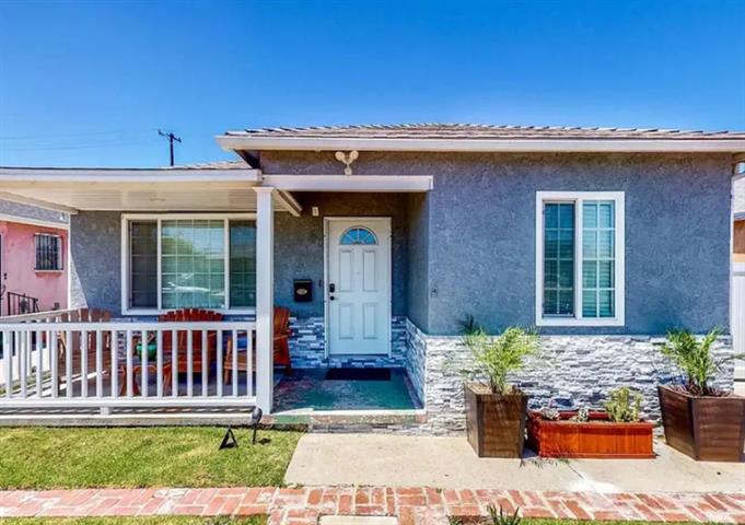 $2300 : Casa De Renta En Hawthorne, CA image 1