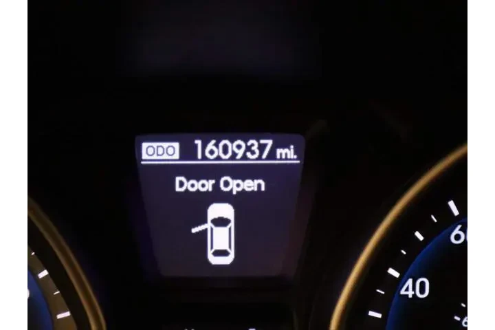 $5999 : Hyundai ELANTRA GT 2014 4dr image 5