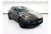 $32588 : Tesla Model Y 2024 Long Rang thumbnail