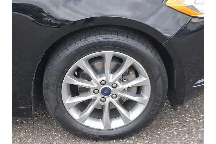 $11995 : Ford Fusion 2017 SE 4dr Seda image 8