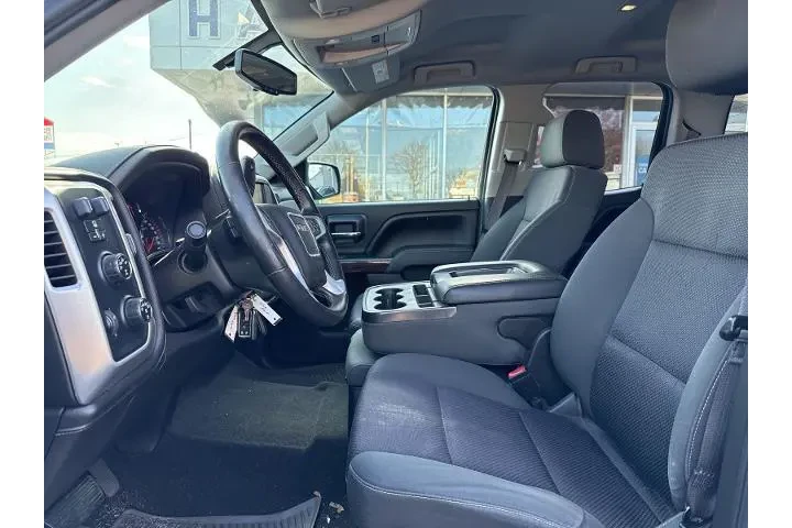 $17995 : GMC Sierra 1500 2015 4x4 SLE image 5