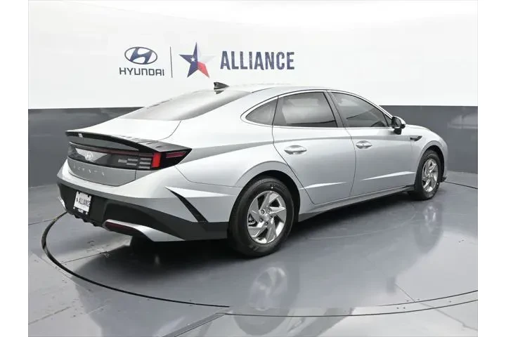 $26788 : Hyundai SONATA 2026 SE 4dr S image 10