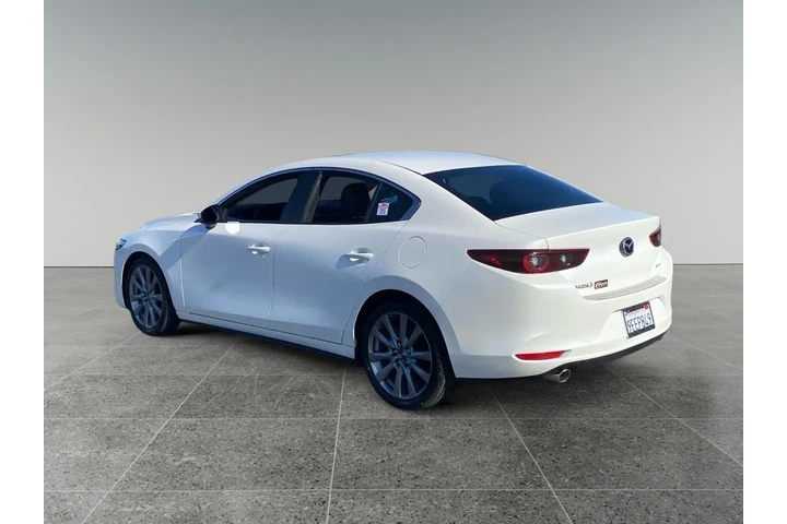 $28696 : Mazda Mazda3 Sedan 2022 image 3